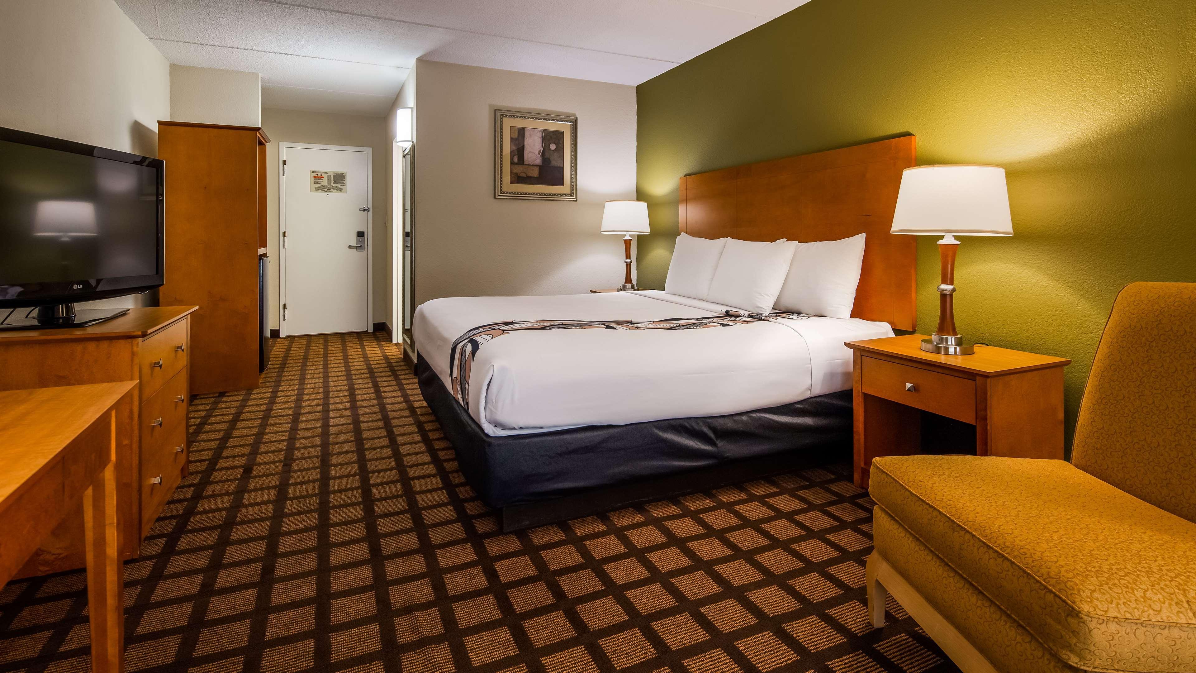 Best Western Plus Chicago Hillside Buitenkant foto
