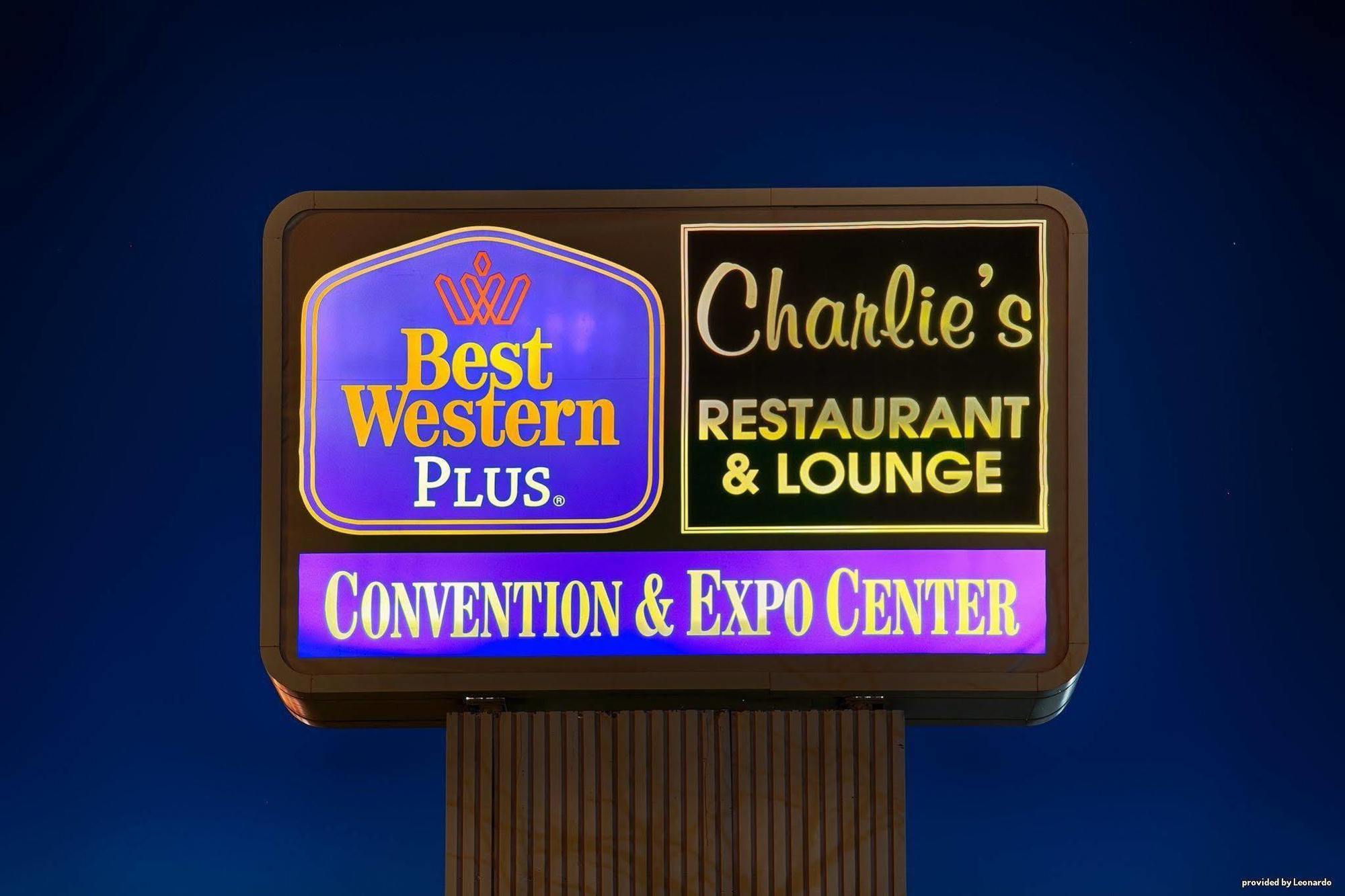 Best Western Plus Chicago Hillside Buitenkant foto